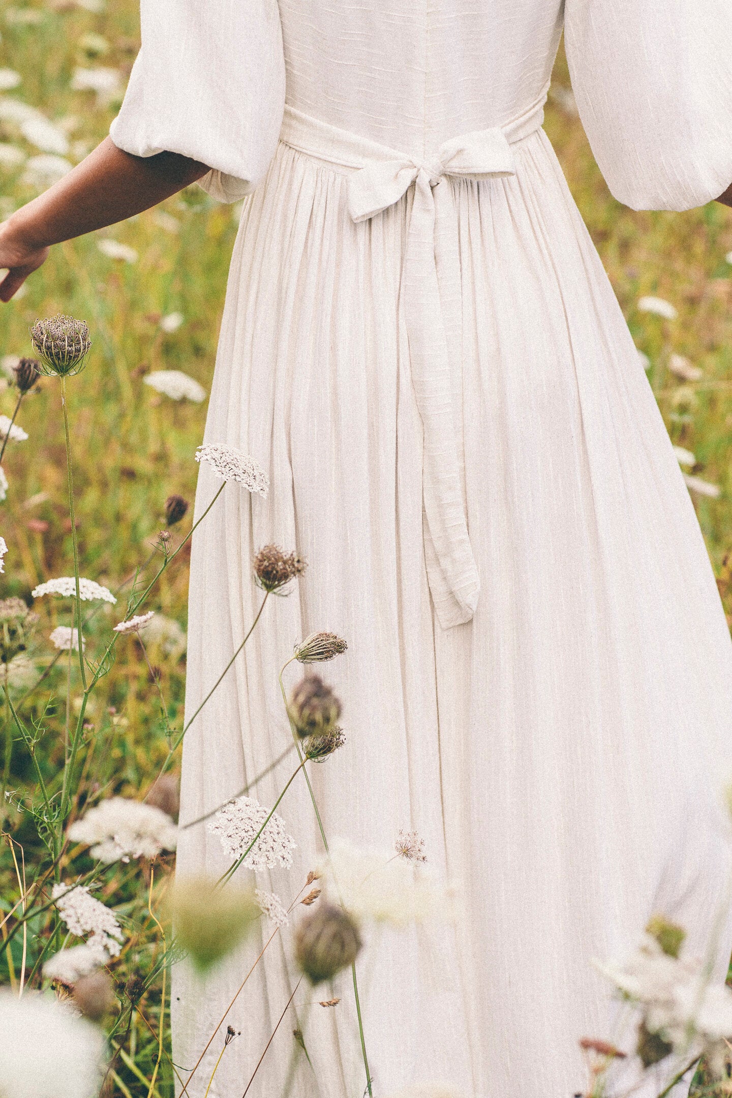the bellflower dress in off white – Kara Thoms Boutique