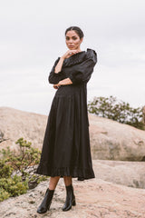 the organic prairie dress in noir