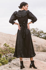 the organic prairie dress in noir