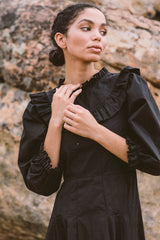 the organic prairie dress in noir