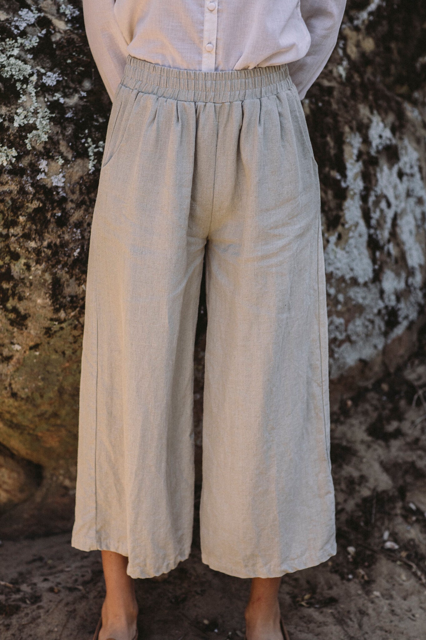 the agnes wide leg pant in flax 