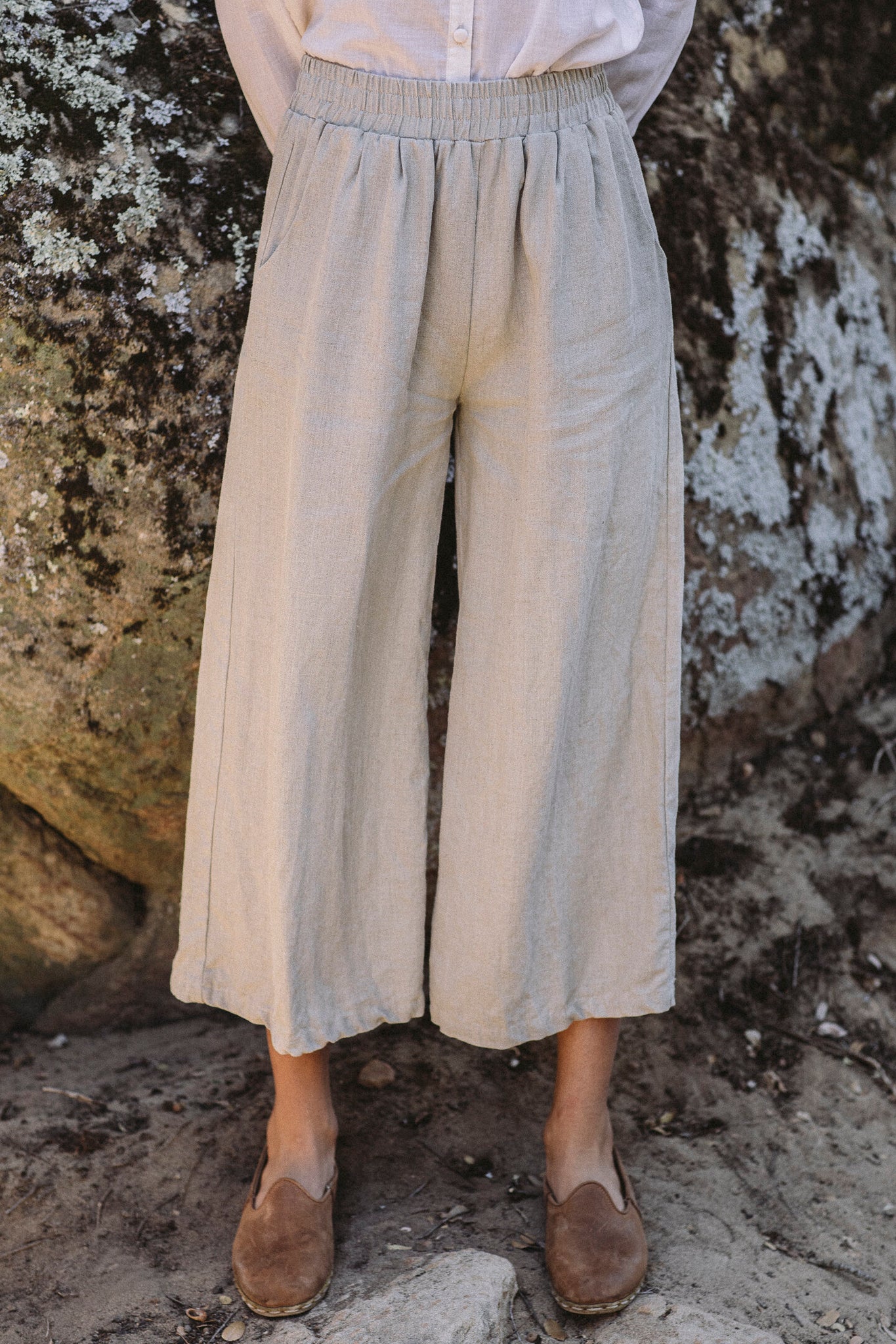the agnes wide leg pant in flax 