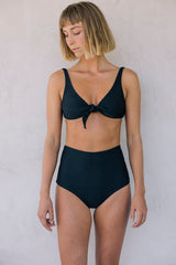 the luna bottom in noir
