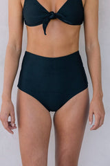 the luna bottom in noir