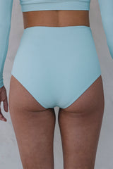 the luna bottom in sky
