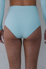 the luna bottom in sky
