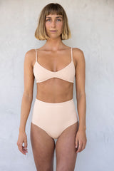 the luna bottom in peach