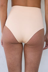 the luna bottom in peach