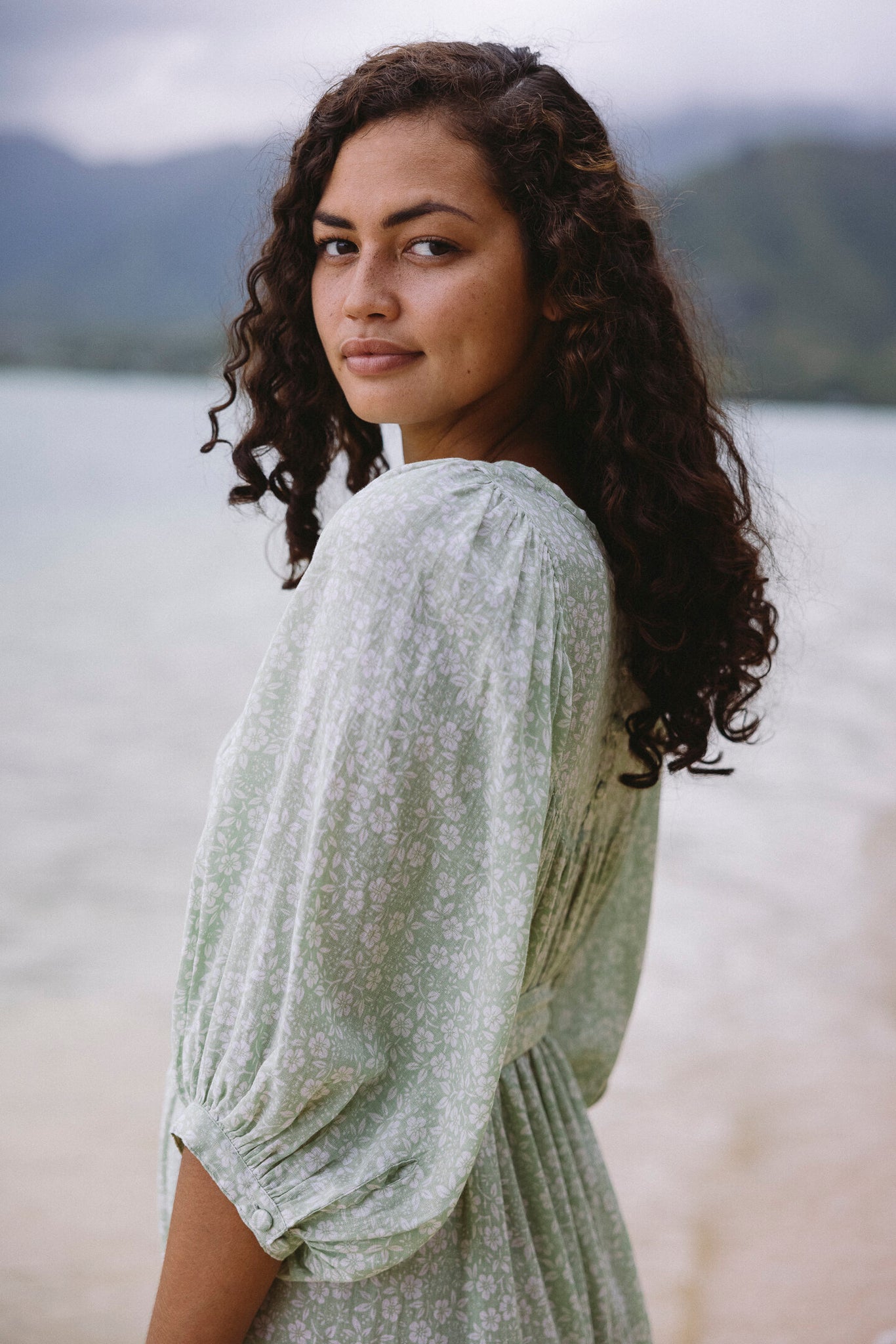 the Greta dress in island floral mint
