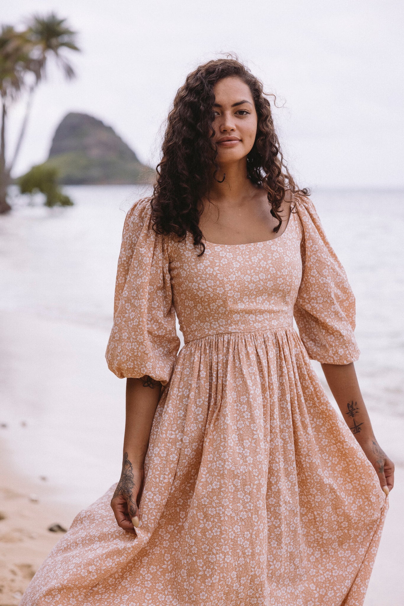the bellflower dress in island floral clay