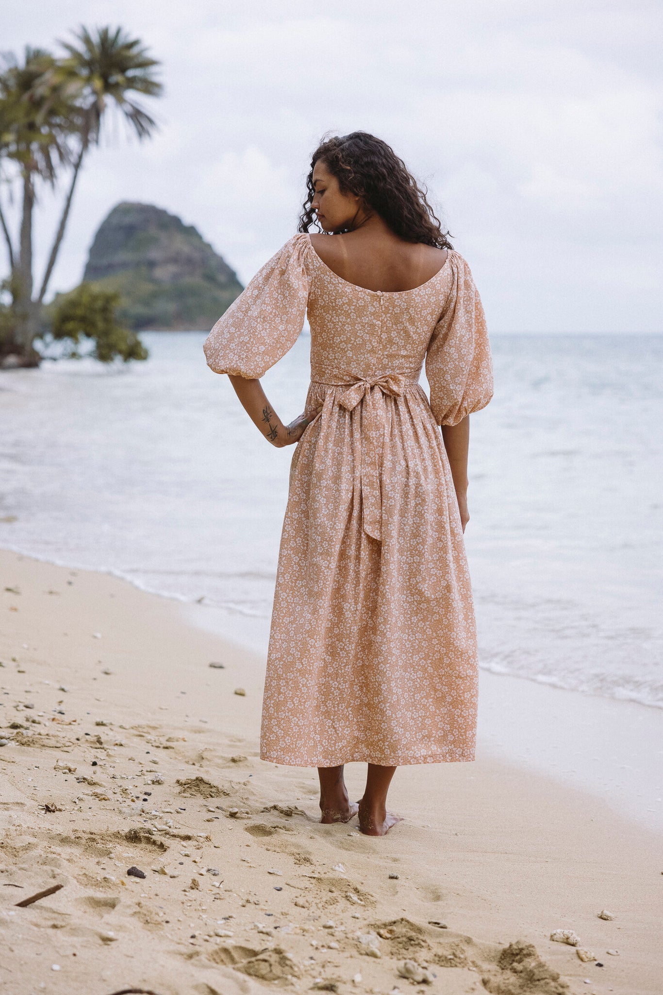 the bellflower dress in island floral clay