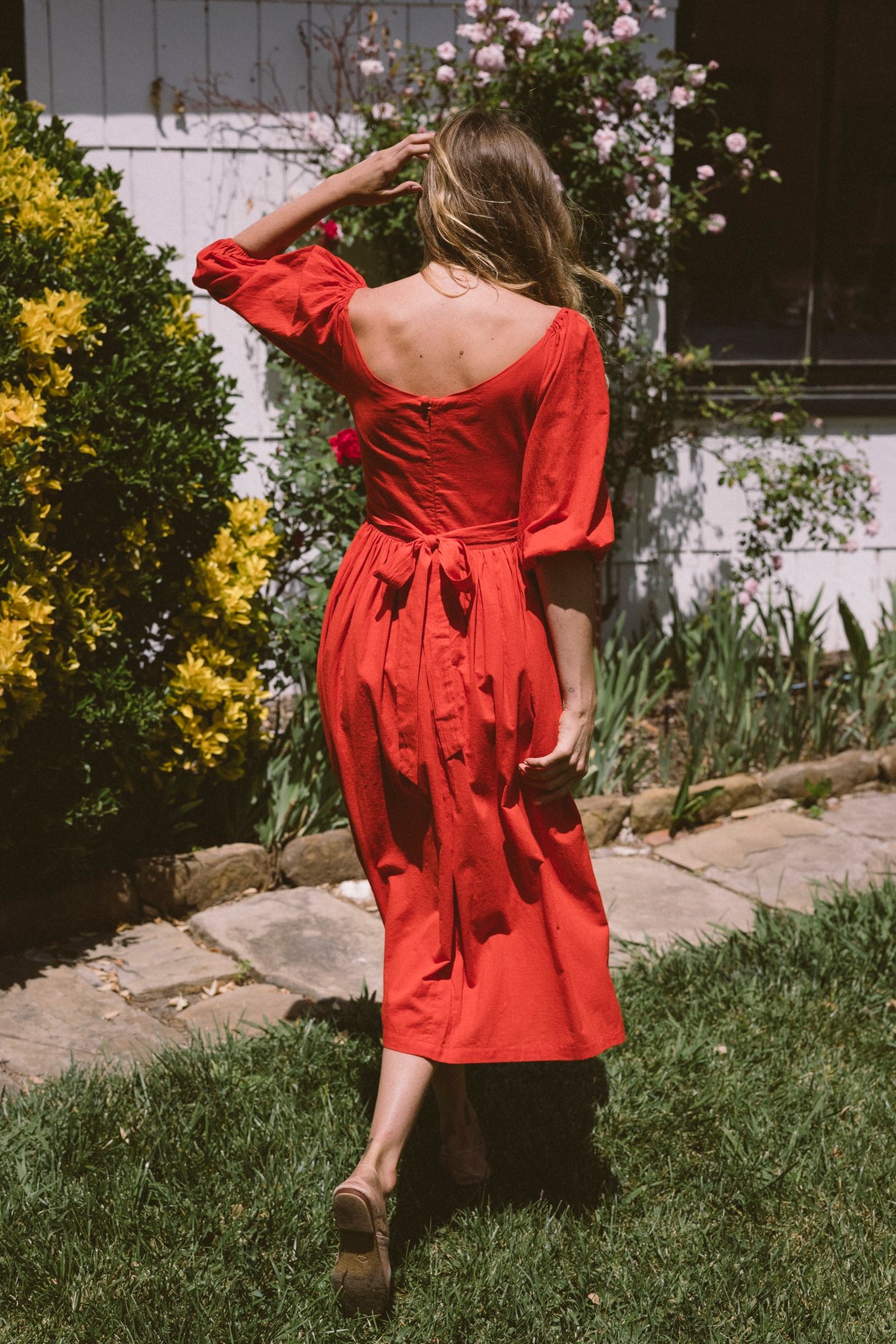 THE BELLFLOWER MIDI DRESS IN POPPY