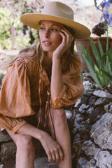 THE BARDOT BLOUSE IN CLAY