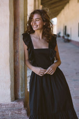 The Alma dress in noir