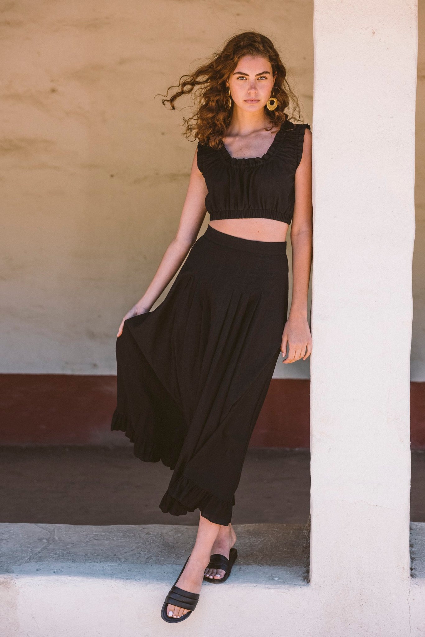 the Prairie skirt in Noir