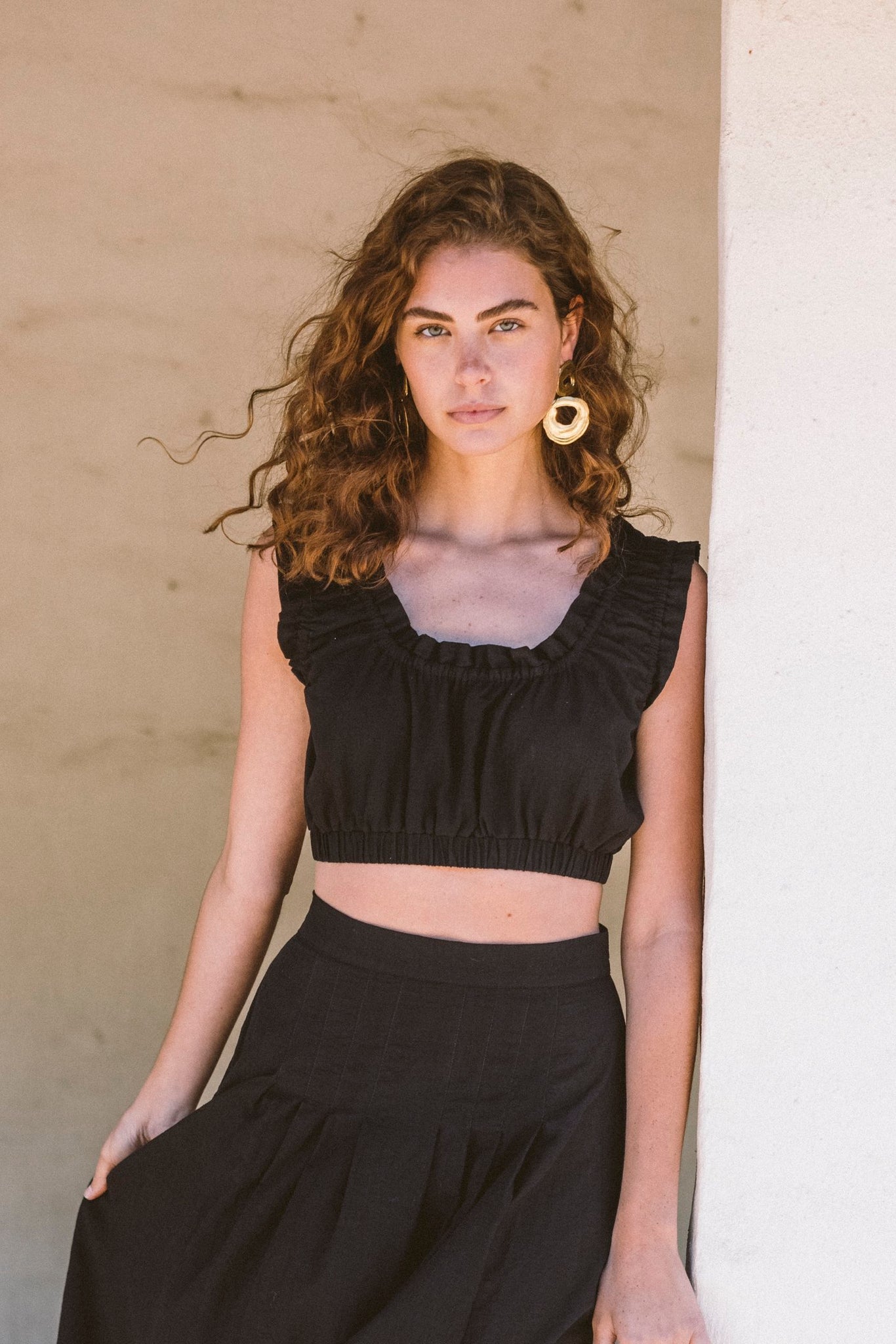 The Linnea top in Noir