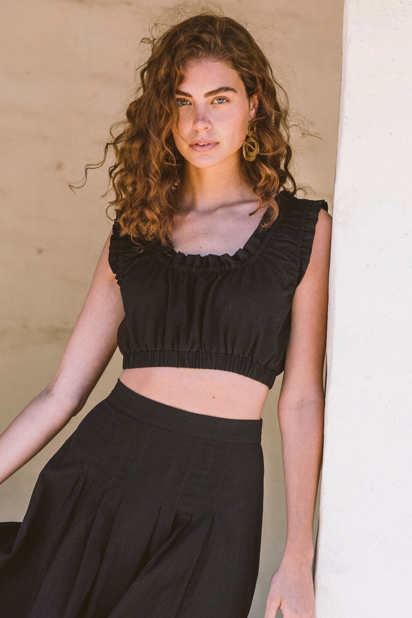 The Linnea top in Noir