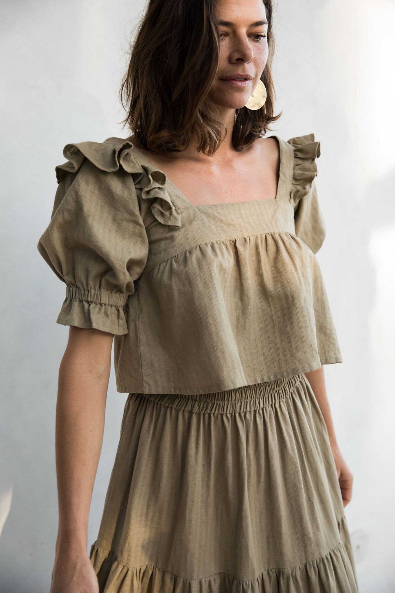 the organic arden top in khaki