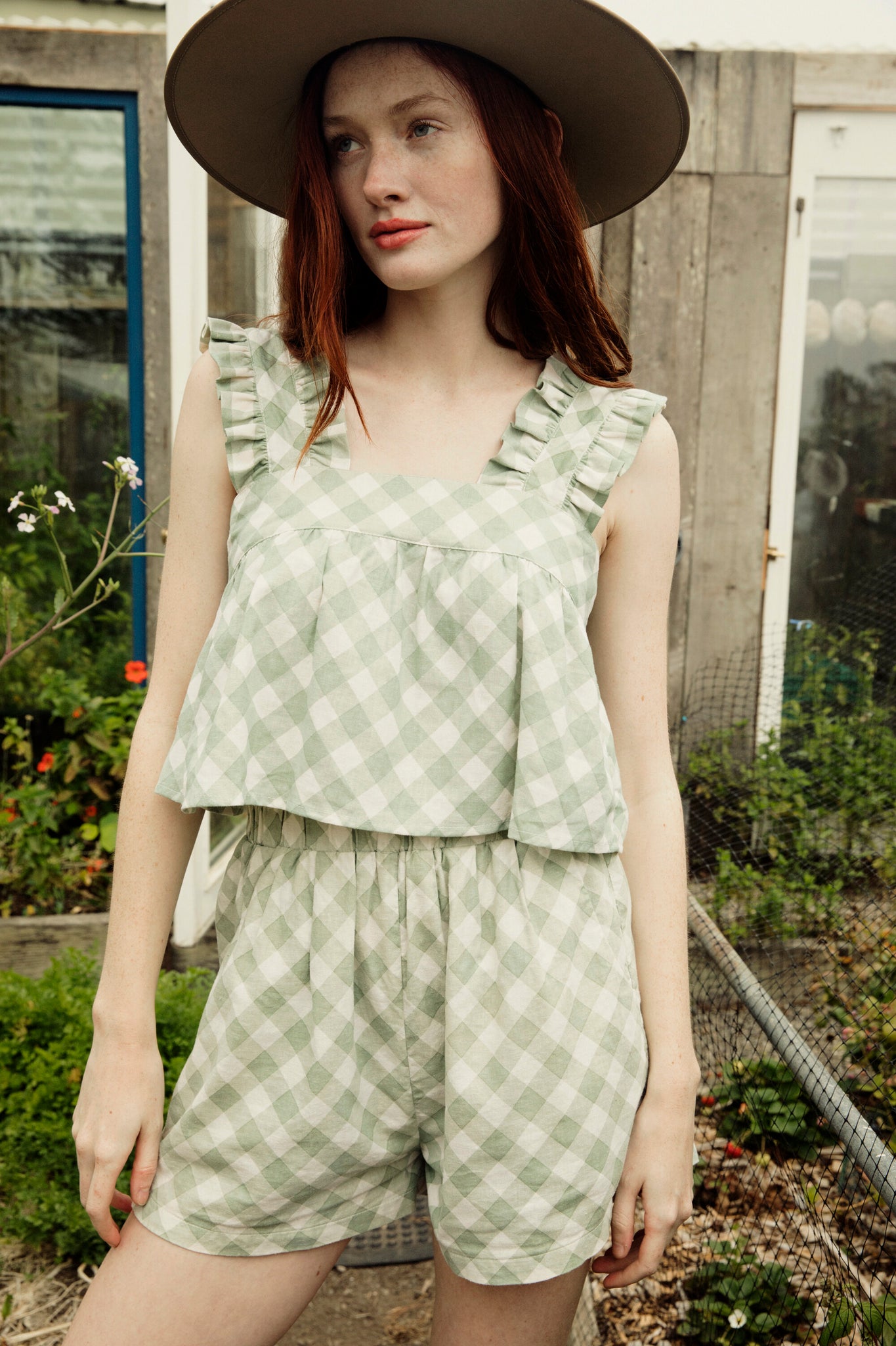 the juniper short in moss gingham